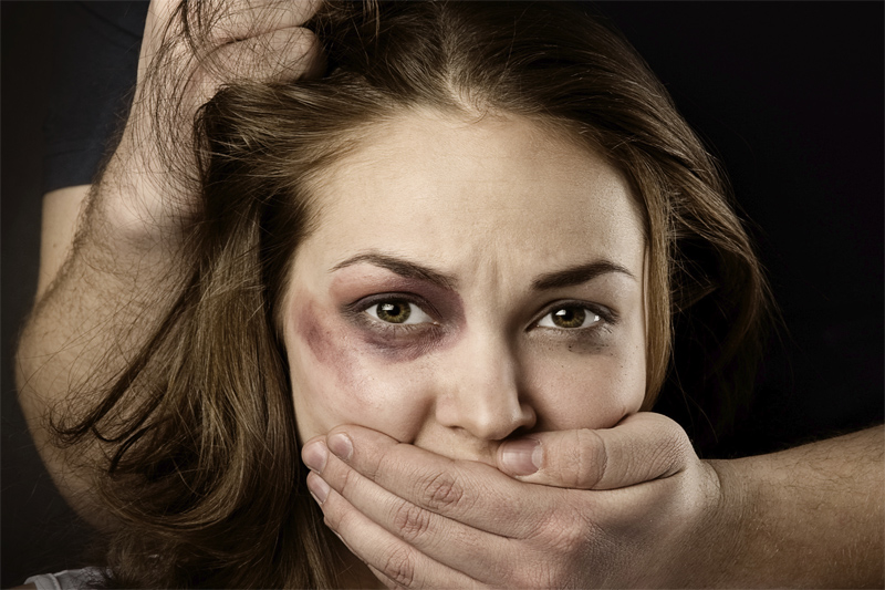 La violencia infligida por la pareja se presenta en todos los entornos –  CDCnuestraPagina